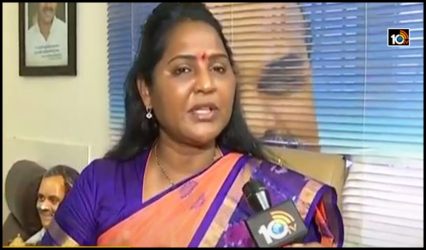 నాకు ప్రాణహాని ఉంది, ఆ ఆడియో నాది కాదు.. వైసీపీ ఎమ్మెల్యే శ్రీదేవి నాకు ప్రాణహాని ఉంది, ఆ ఆడియో నాది కాదు.. వైసీపీ ఎమ్మెల్యే శ్రీదేవి