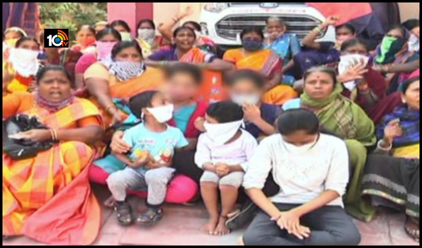 భార్య చెల్లిని కూడా పెళ్లి చేసుకుని మూడో యువతితో కాపురం భార్య చెల్లిని కూడా పెళ్లి చేసుకుని మూడో యువతితో కాపురం