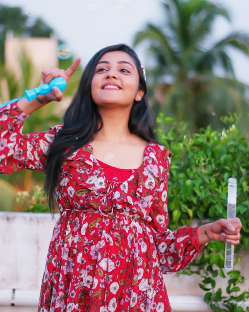 Smruthi Venkat 