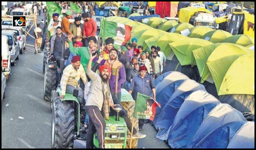 ఢిల్లీలో రైతుల ఆందోళన, ట్రాక్టర్ ర్యాలీ రిహార్సల్స్ ఢిల్లీలో రైతుల ఆందోళన, ట్రాక్టర్ ర్యాలీ రిహార్సల్స్