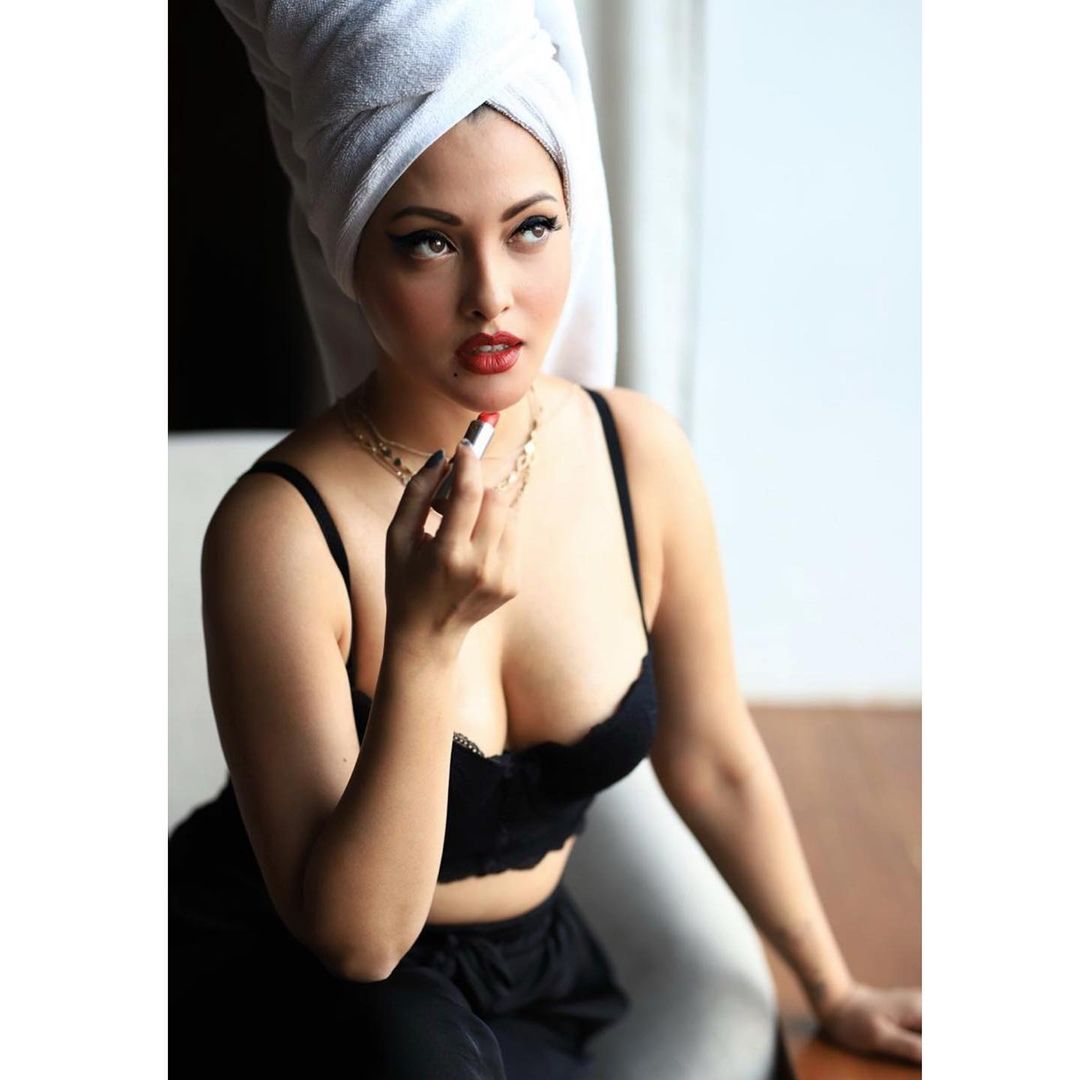 Riya sen