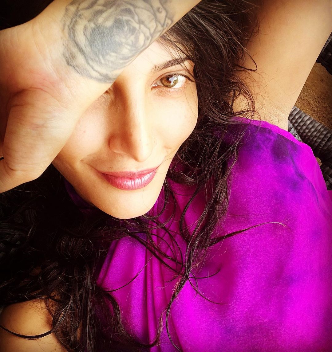 Shruti Haasan's new tattoo proves she's an ardent devotee of Lord Murugan​  | TOIPhotogallery