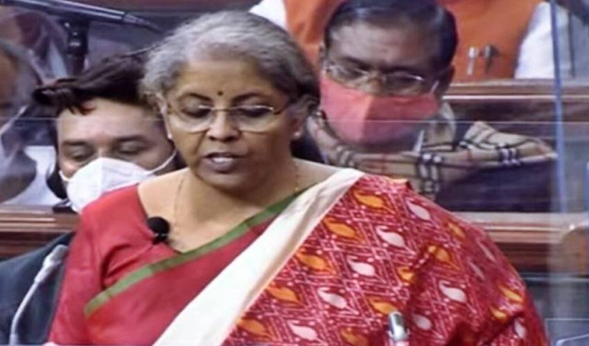 Budget 2022: కేంద్ర బడ్జెట్తో బ్యాంకుల బాదుడు షురూ Budget 2022: కేంద్ర బడ్జెట్తో బ్యాంకుల బాదుడు షురూ