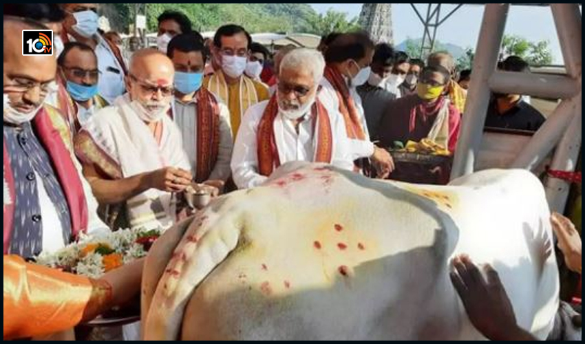 500 ఆలయాలు నిర్మించాలన్నది సీఎం జగన్ సంకల్పం 500 ఆలయాలు నిర్మించాలన్నది సీఎం జగన్ సంకల్పం