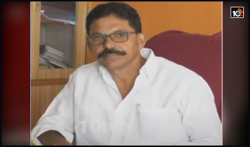 కాంగ్రెస్కు షాక్: బీజేపీలోకి రమేష్ రాథోడ్ కాంగ్రెస్కు షాక్: బీజేపీలోకి రమేష్ రాథోడ్