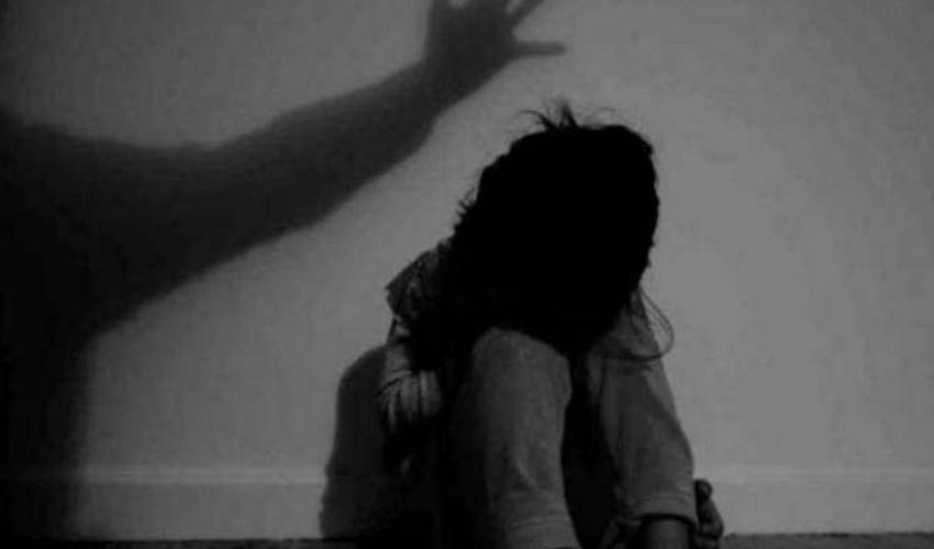 cop rape attempt
