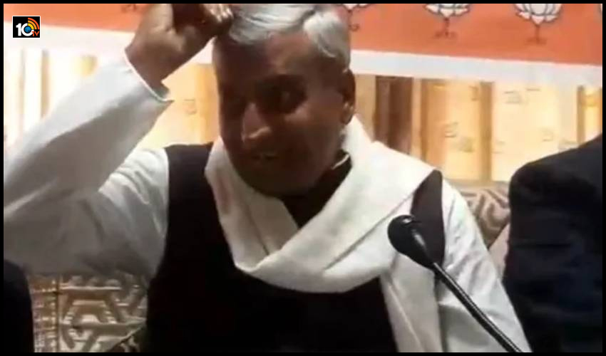 మాట మార్చిన మంత్రి.. మాట్లాడింది వేరు, మీడియా ప్రచారం చేసింది వేరంట మాట మార్చిన మంత్రి.. మాట్లాడింది వేరు, మీడియా ప్రచారం చేసింది వేరంట