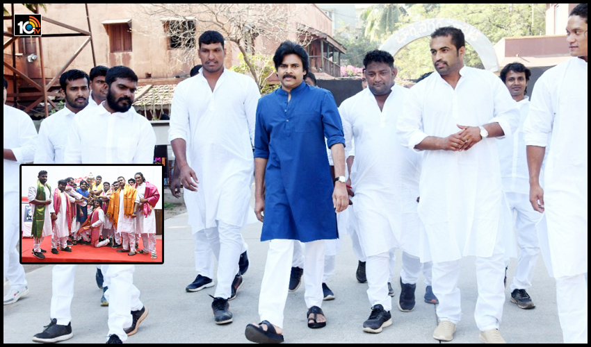 అవినీతిపై పోరుకు మానసిక దారుఢ్యంతో పాటు శారీరక దారుఢ్యం కూడా అవసరం.. పవన్ కళ్యాణ్.. అవినీతిపై పోరుకు మానసిక దారుఢ్యంతో పాటు శారీరక దారుఢ్యం కూడా అవసరం.. పవన్ కళ్యాణ్..