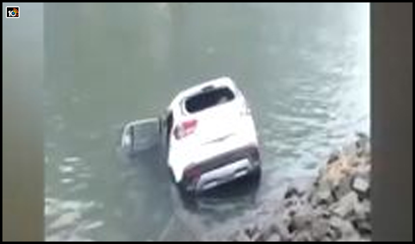 A Car Crashed Into A Canal