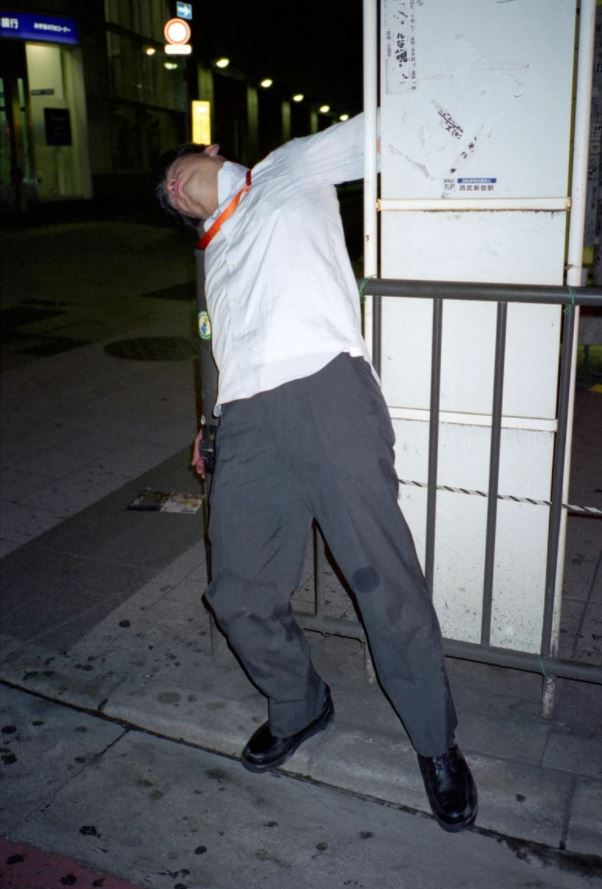 Japan Corporate Workers Sleeping on Streets During Their 60-Hour Weeks