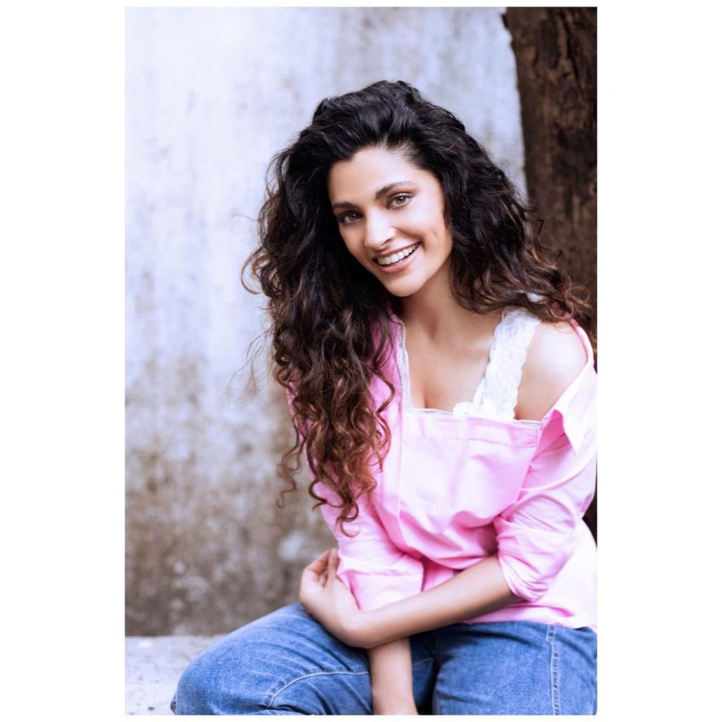Saiyami Kher