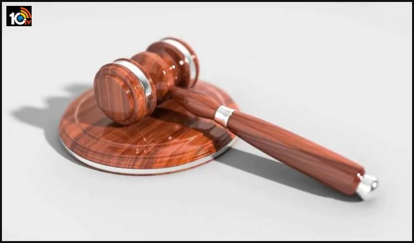 Rape Murder Case : బాలికపై అత్యాచారం, హత్య కేసులో దోషికి ఉరిశిక్ష రద్దు చేసిన హైకోర్టు.. వెంటనే విడుదల చేయాలని ఆదేశం Rape Murder Case : బాలికపై అత్యాచారం, హత్య కేసులో దోషికి ఉరిశిక్ష రద్దు చేసిన హైకోర్టు.. వెంటనే విడుదల చేయాలని ఆదేశం