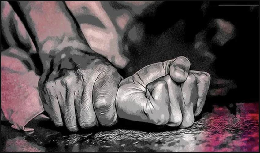 Pregnant Woman Raped: గర్భిణీపై దారుణం.. ఆమె పిల్లల ముందే బంధించి అత్యాచారం! Pregnant Woman Raped: గర్భిణీపై దారుణం.. ఆమె పిల్లల ముందే బంధించి అత్యాచారం!
