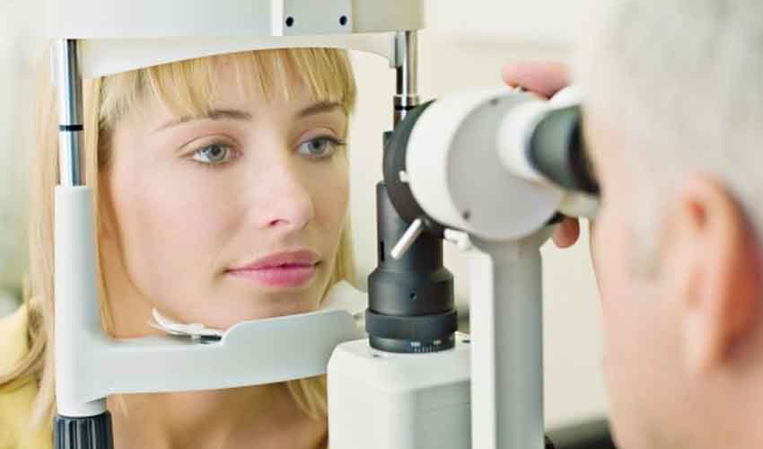 Eye Long Covid : మీ కంటిని చూసి మీరు లాంగ్ కోవిడ్ తో బాధపడుతున్నారో లేదో చెప్పేస్తారు! Eye Long Covid : మీ కంటిని చూసి మీరు లాంగ్ కోవిడ్ తో బాధపడుతున్నారో లేదో చెప్పేస్తారు!