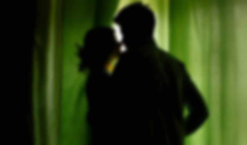 Honey Trap In Mangalore : హానీట్రాప్లో పడ్డ వ్యాపారి…మద్యం సేవిస్తూ…. Honey Trap In Mangalore : హానీట్రాప్లో పడ్డ వ్యాపారి…మద్యం సేవిస్తూ….