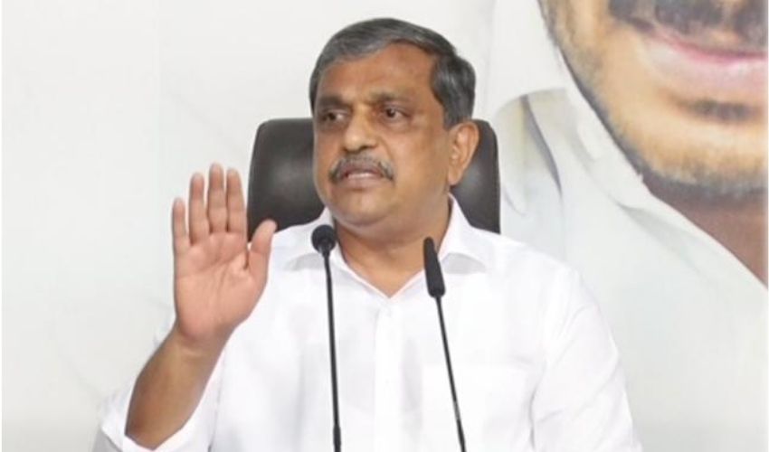 Sajjala Ramakrishna Reddy: సచివాలయాల్లో ఏ ఒక్కరి ఉద్యోగం పోదు! Sajjala Ramakrishna Reddy: సచివాలయాల్లో ఏ ఒక్కరి ఉద్యోగం పోదు!