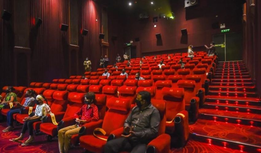 Theatres (1)