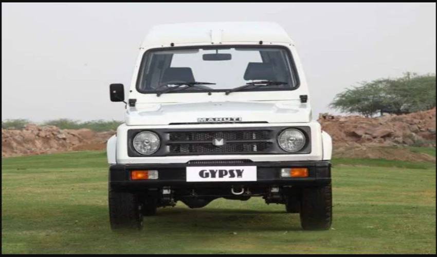 Vellore Post Office Staff Bid Farewell To Their 22 Year Old Maruti Suzuki Gypsy (2)