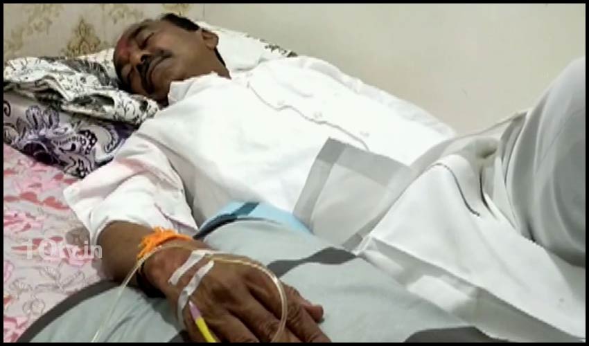 Etela Rajender Illness : మాజీ మంత్రి ఈటల రాజేందర్ కు అస్వస్థత Etela Rajender Illness : మాజీ మంత్రి ఈటల రాజేందర్ కు అస్వస్థత
