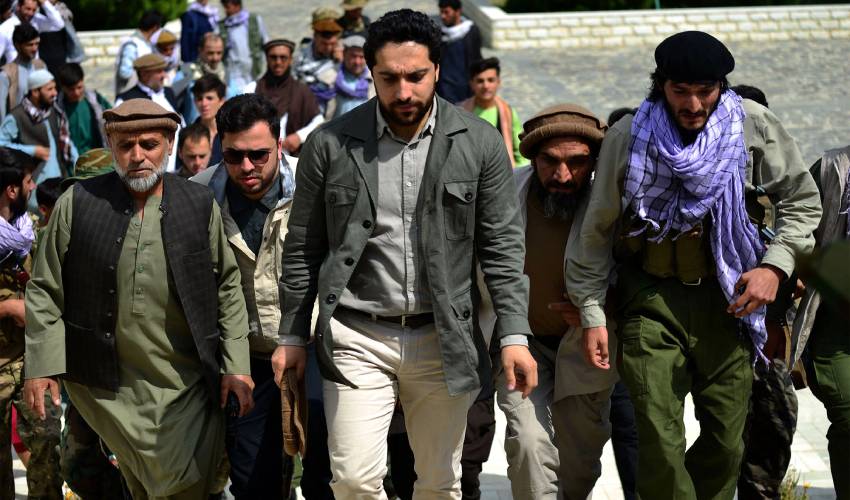 Afghan Resistance Fighters Take Back Territory From Taliban (2)