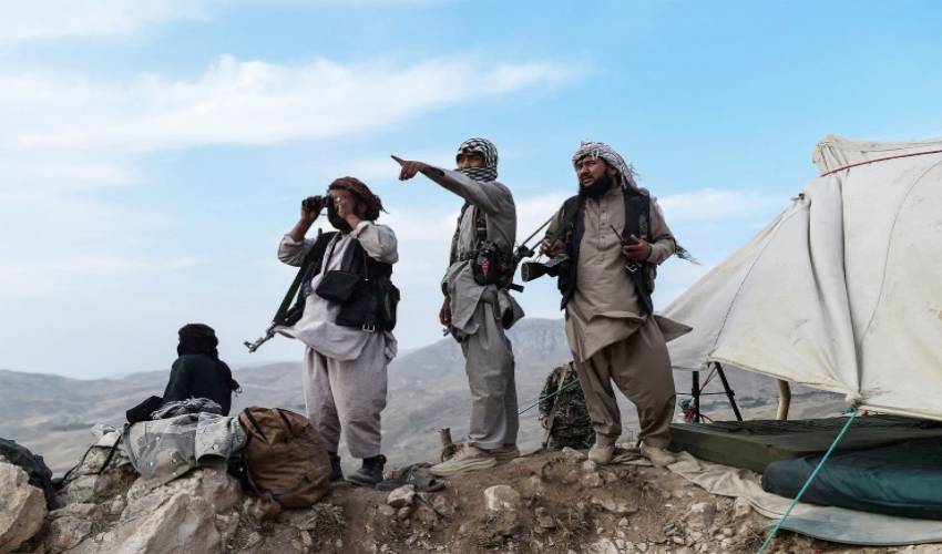Afghan Resistance Fighters Take Back Territory From Taliban
