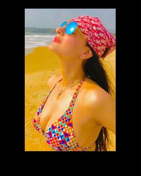 Ameesha Patel (7)