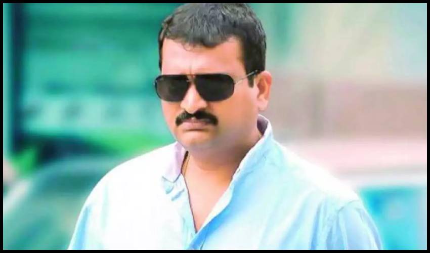 Bandla Ganesh: బండ్ల గణేశ్ కీలక నిర్ణయం.. ఫాలోవర్లు షాక్! Bandla Ganesh: బండ్ల గణేశ్ కీలక నిర్ణయం.. ఫాలోవర్లు షాక్!
