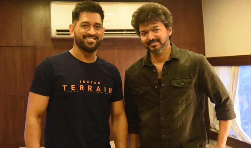 Dhoni - Vijay