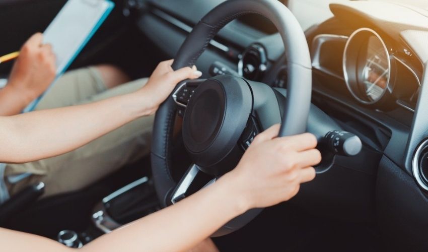 Driving Licences : టెస్ట్ అక్కర్లేదు..ట్రైనింగ్ సెంటర్ల వద్దే డ్రైవింగ్ లైసెన్స్..వారు కూడా లైసెన్స్ జారీ చేయొచ్చు Driving Licences : టెస్ట్ అక్కర్లేదు..ట్రైనింగ్ సెంటర్ల వద్దే డ్రైవింగ్ లైసెన్స్..వారు కూడా లైసెన్స్ జారీ చేయొచ్చు