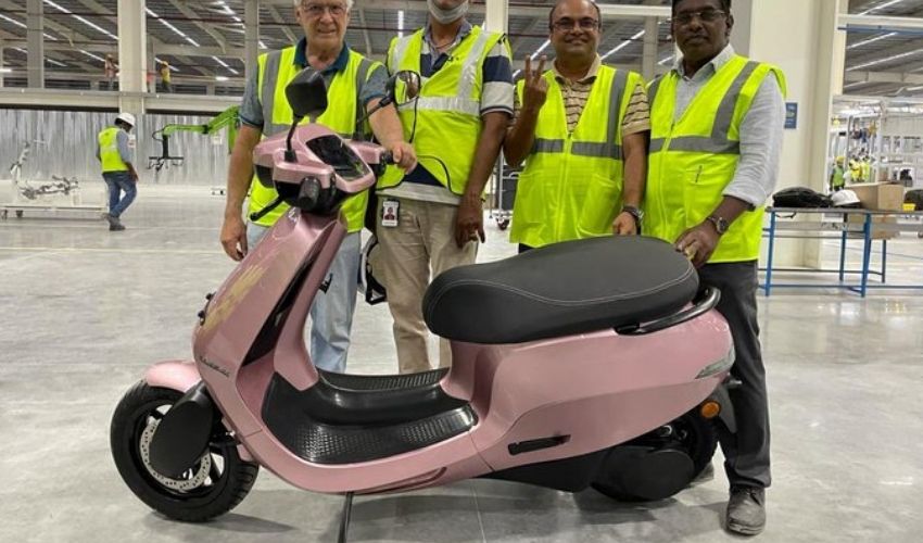 Ola Bike: నేడే ఓలా బైక్ విడుదల.. ధర ఎంతంటే? Ola Bike: నేడే ఓలా బైక్ విడుదల.. ధర ఎంతంటే?