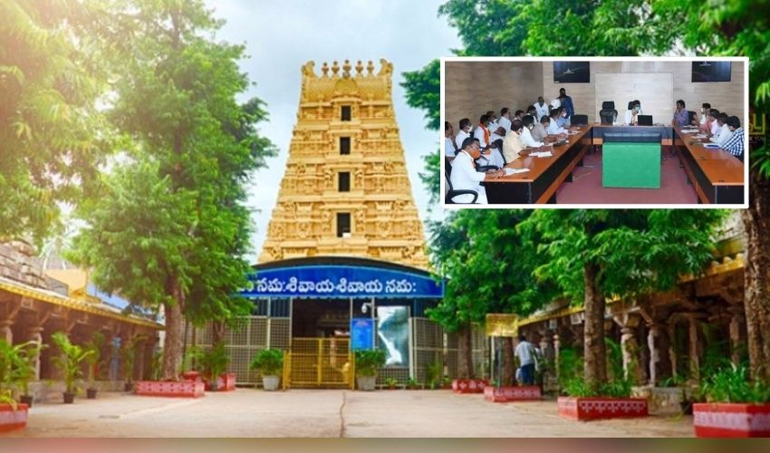 Srisailam : భక్తులకు ఇబ్బందులు కలుగవద్దు, సౌకర్యాలు కల్పించాలి Srisailam : భక్తులకు ఇబ్బందులు కలుగవద్దు, సౌకర్యాలు కల్పించాలి