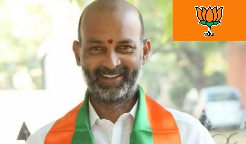 Bandi Sanjay : ఈ నెల 28 నుంచి బండి సంజయ్ పాదయాత్ర Bandi Sanjay : ఈ నెల 28 నుంచి బండి సంజయ్ పాదయాత్ర