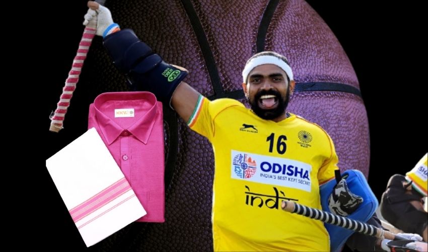 Hockey Player: హాకీ ప్లేయర్కు ధోతీ.. చొక్కా ఇచ్చి గౌరవించిన కేరళ ప్రభుత్వం Hockey Player: హాకీ ప్లేయర్కు ధోతీ.. చొక్కా ఇచ్చి గౌరవించిన కేరళ ప్రభుత్వం
