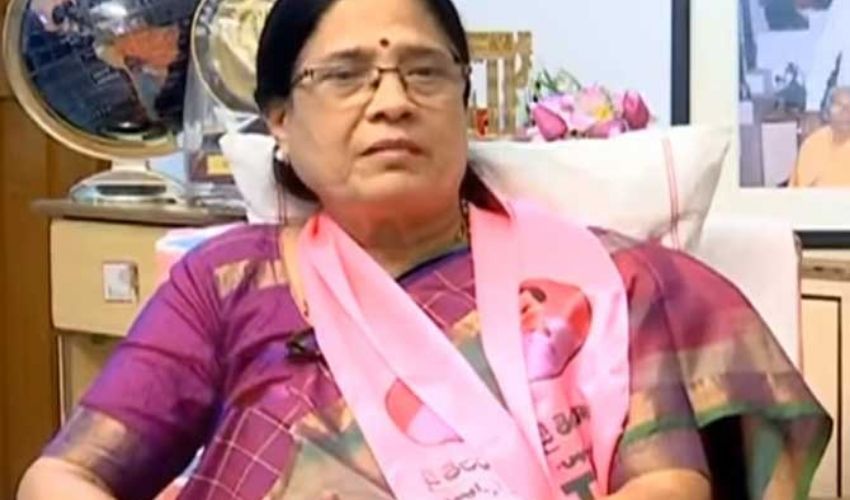 Surabhi Vanidevi : ఎమ్మెల్సీగా సురభి వాణీదేవి ప్రమాణ స్వీకారం Surabhi Vanidevi : ఎమ్మెల్సీగా సురభి వాణీదేవి ప్రమాణ స్వీకారం