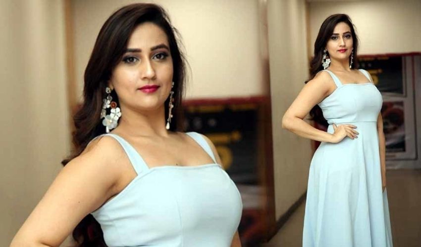 Anchor Manjusha3