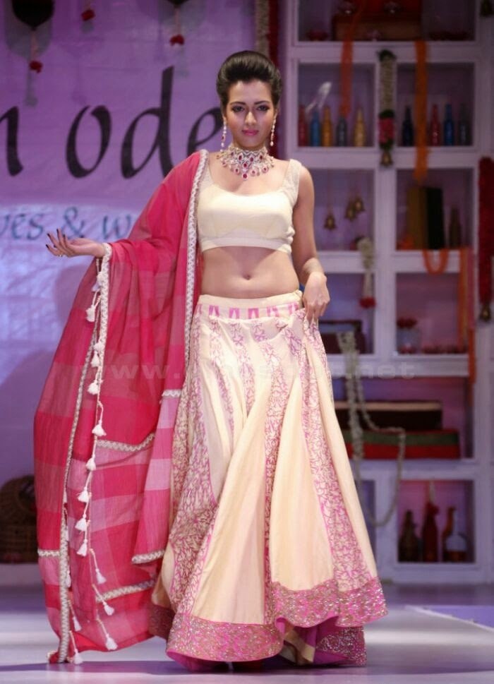 Catherine Tresa3 (1)