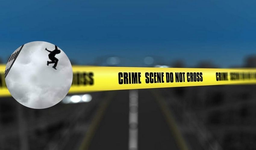 Delhi : ‘ఐ లవ్ యూ’ అని భర్తకు మెసేజ్ చేసి..బిల్డింగ్ పైనుంచి దూకేసింది Delhi : ‘ఐ లవ్ యూ’ అని భర్తకు మెసేజ్ చేసి..బిల్డింగ్ పైనుంచి దూకేసింది