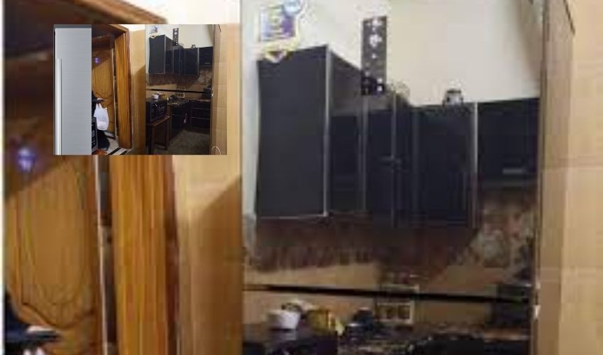 Refrigerator Is On Sale : ఫ్రిజ్ అమ్మకానికి కలదు..కానీ ఎక్కడుందో చెప్పగలరా ? Refrigerator Is On Sale : ఫ్రిజ్ అమ్మకానికి కలదు..కానీ ఎక్కడుందో చెప్పగలరా ?