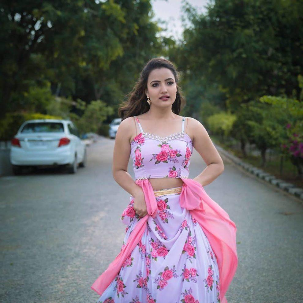 Siri Hanmanth4 (1)