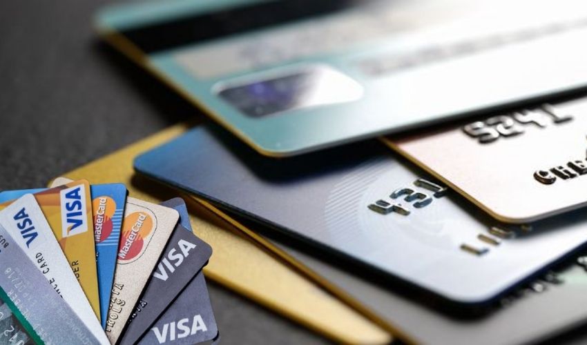 Credit Cards: క్రెడిట్ కార్డు హోల్డర్లకు గుడ్ న్యూస్.. Credit Cards: క్రెడిట్ కార్డు హోల్డర్లకు గుడ్ న్యూస్..