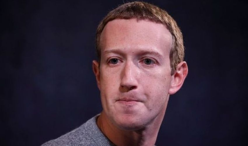 Mark Zuckerberg: ఆరు గంటలు ఆగిన ఫేస్బుక్, ఇన్స్టాగ్రామ్, వాట్సాప్.. ఆరొందల కోట్ల డాలర్ల నష్టం Mark Zuckerberg: ఆరు గంటలు ఆగిన ఫేస్బుక్, ఇన్స్టాగ్రామ్, వాట్సాప్.. ఆరొందల కోట్ల డాలర్ల నష్టం