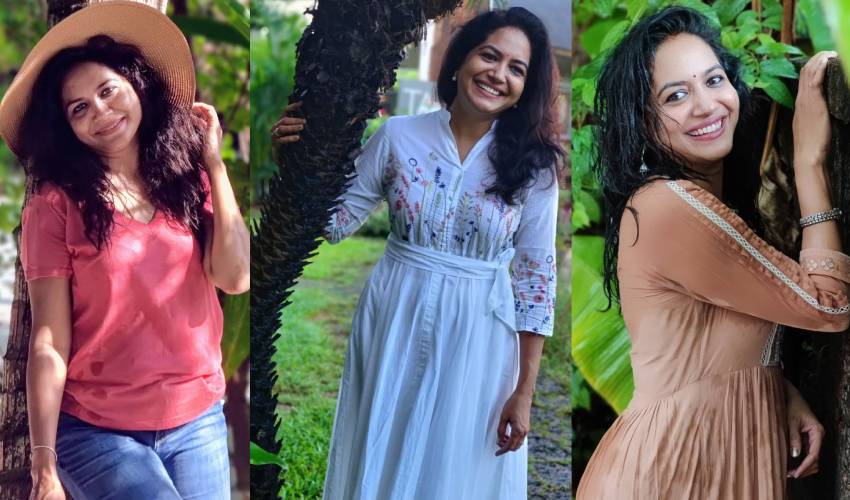 Singer Sunitha : సింగర్ సునీత స్మైలీ పిక్స్