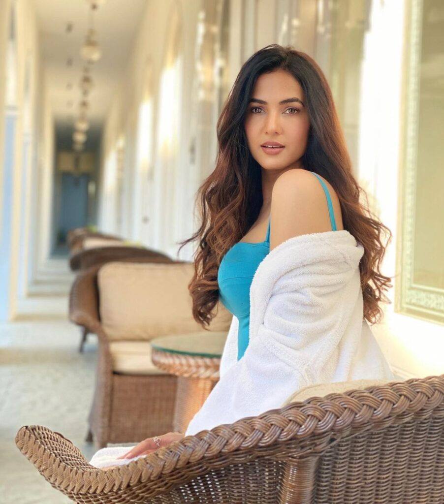 Sonal Chauhan7 (1)