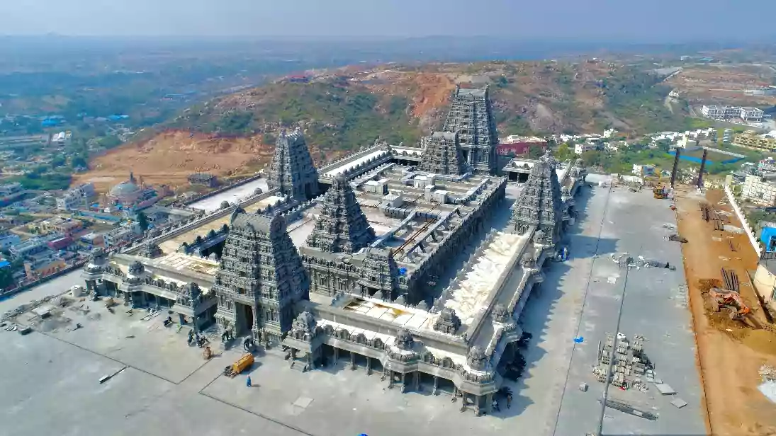 Yadadri Temple : యాదాద్రి వైభవం.. కళ్లు చెదిరే నిర్మాణం… Exclusive Photo Gallery