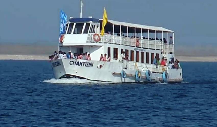 Boat Service : శ్రీశైలానికి బోట్ సర్వీసు తాత్కాలికంగా నిలిపివేత Boat Service : శ్రీశైలానికి బోట్ సర్వీసు తాత్కాలికంగా నిలిపివేత