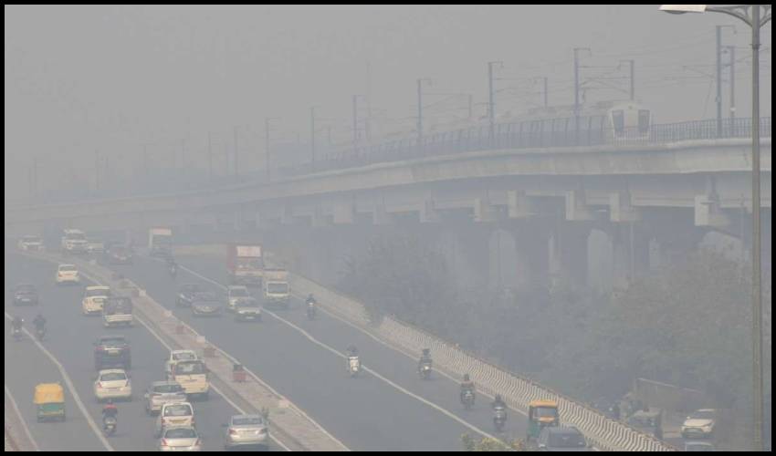 Delhi Air Quality : ఢిల్లీలో ప్రమాదకర స్థాయిలో వాయు కాలుష్యం.. ‘వెరీ పూర్’ ఇదే ఫస్ట్ టైం! Delhi Air Quality : ఢిల్లీలో ప్రమాదకర స్థాయిలో వాయు కాలుష్యం.. ‘వెరీ పూర్’ ఇదే ఫస్ట్ టైం!
