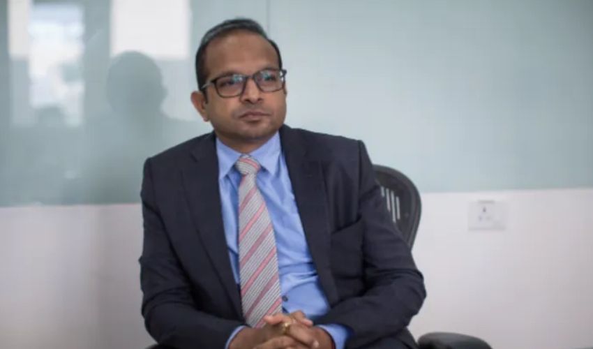Lalit Goyal: పండోరా ప్రకంపనలు.. పారిపోతున్న లలిత్ గోయల్ అరెస్ట్ Lalit Goyal: పండోరా ప్రకంపనలు.. పారిపోతున్న లలిత్ గోయల్ అరెస్ట్
