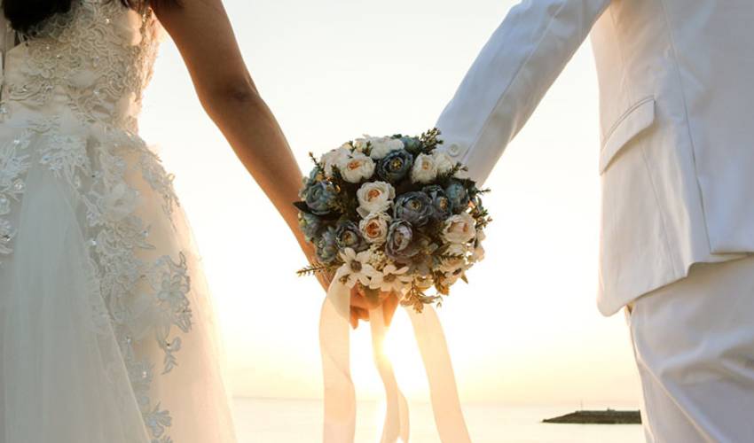 Marriage : వధువు వింత షరతు : పెళ్ళికి వచ్చేవారు ‘ఏడువేలు’ తీసుకురండి! Marriage : వధువు వింత షరతు : పెళ్ళికి వచ్చేవారు ‘ఏడువేలు’ తీసుకురండి!