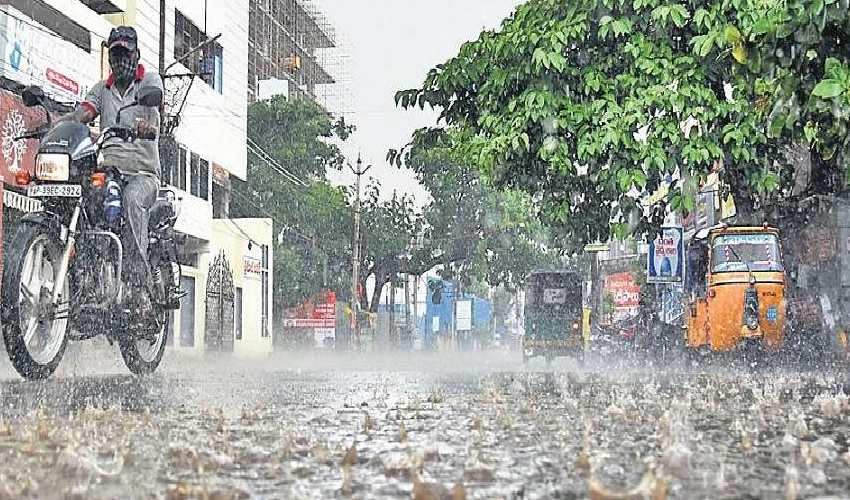 Rains In Telangana : తెలంగాణలో రేపు,ఎల్లుండి వర్షాలు Rains In Telangana : తెలంగాణలో రేపు,ఎల్లుండి వర్షాలు