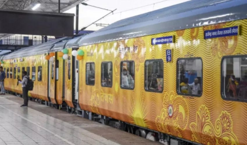 IRCTC: శ్రీ రామాయణ ఎక్స్ప్రెస్.. IRCTC టూరిస్ట్ ప్యాకేజ్.. రేపే ప్రారంభం IRCTC: శ్రీ రామాయణ ఎక్స్ప్రెస్.. IRCTC టూరిస్ట్ ప్యాకేజ్.. రేపే ప్రారంభం